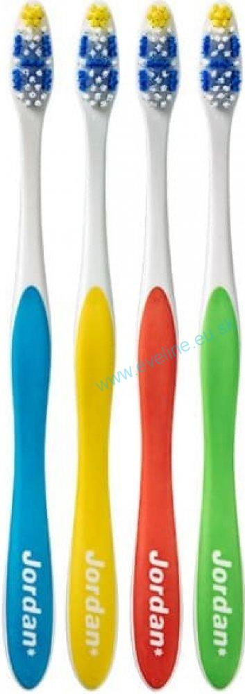 Jordan Total Clean mäkká zubná kefka, mix farieb, 1 balenie - 4 ks